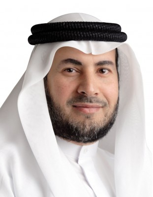 بحضور الشيخ عيسى بن محمد والظهراني..د. علي أحمد يفتتح مقره الانتخابي ويؤكد على مواصلة المسيرة
