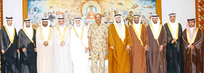 وفد من قيادات «المنبر الإسلامي» يلتقي المشير