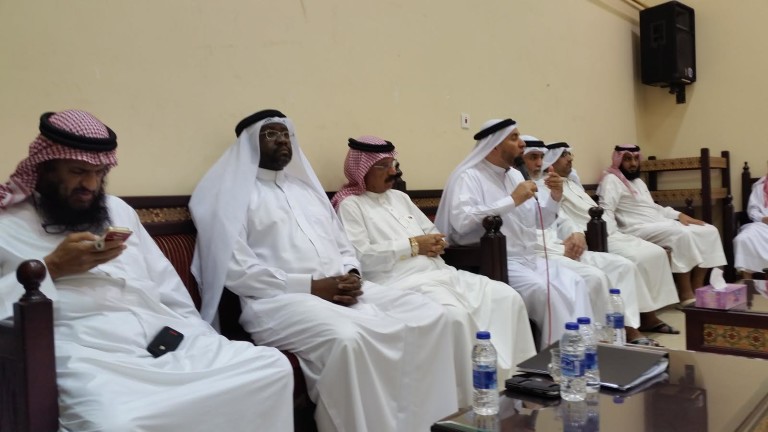 مرشحو «ثانية المحرق» على مائدة عشاء الدكتور علي احمد