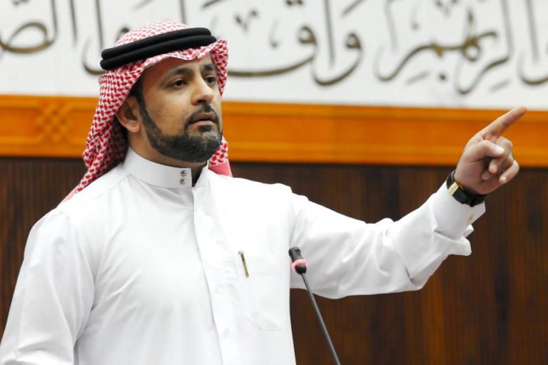 مستغرباً رفض لجنة المرافق ادراج إيرادات البلديات في الميزانية.. العمادي: مجلس الوزراء وافق على المقترح فكيف ترفضه اللجنة؟!