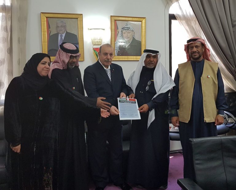 اللجنة التنسيقية للجمعيات السياسية تسلم الأمم المتحدة والسفير الفلسطيني عريضة احتجاج على قرار ترامب اعتبار القدس عاصمة الكيان الصهيوني