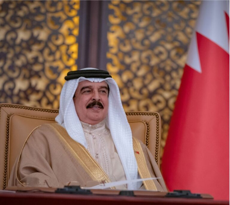 «العمادي» يهنئ باليوم الوطني وذكرى تولي جلالة الملك مقاليد الحكم ويؤكد أن الشعب قدم تضحيات جسام لبناء نهضة الدولة